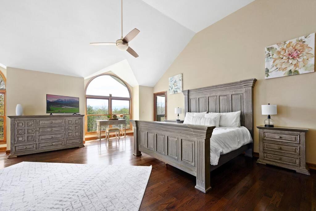 비둘기 포지 Crestview Estate 5 Acres-Heated Pool-5Min To Strip 빌라 외부 사진