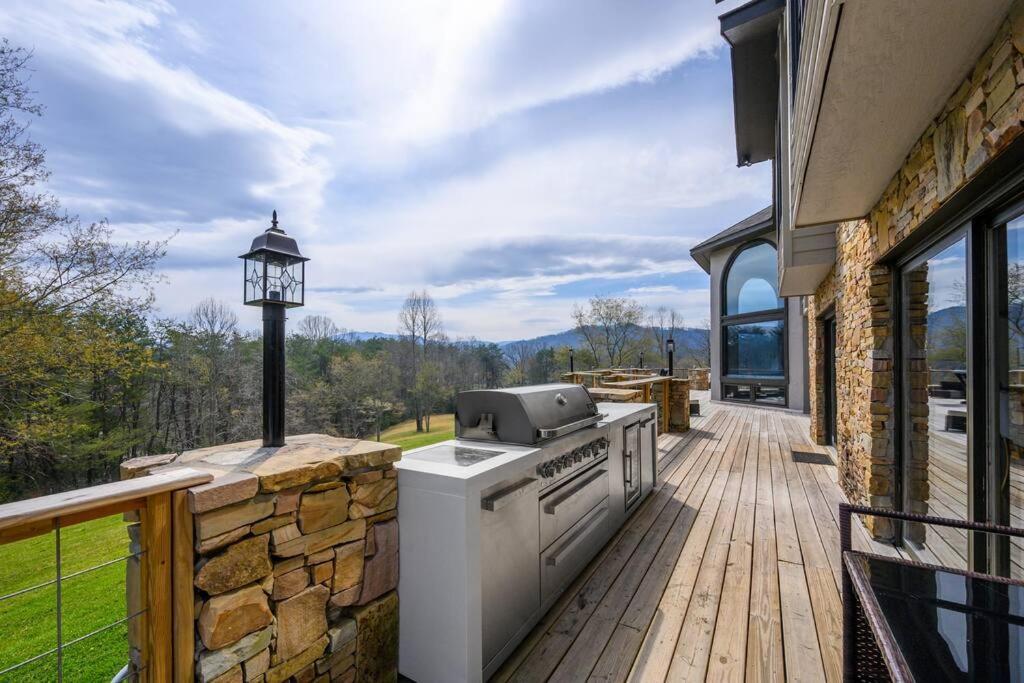 비둘기 포지 Crestview Estate 5 Acres-Heated Pool-5Min To Strip 빌라 외부 사진